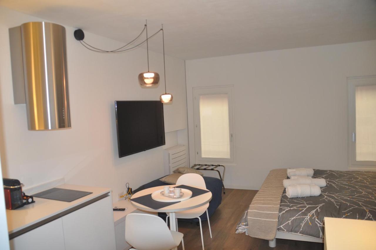 Modena Charme Belle Arti Apartment Exterior foto